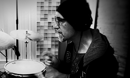 Roberto Testa drumming